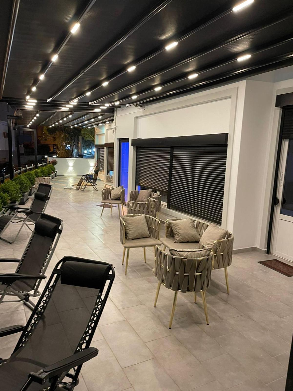 Aries Apartments Sarandë Esterno foto