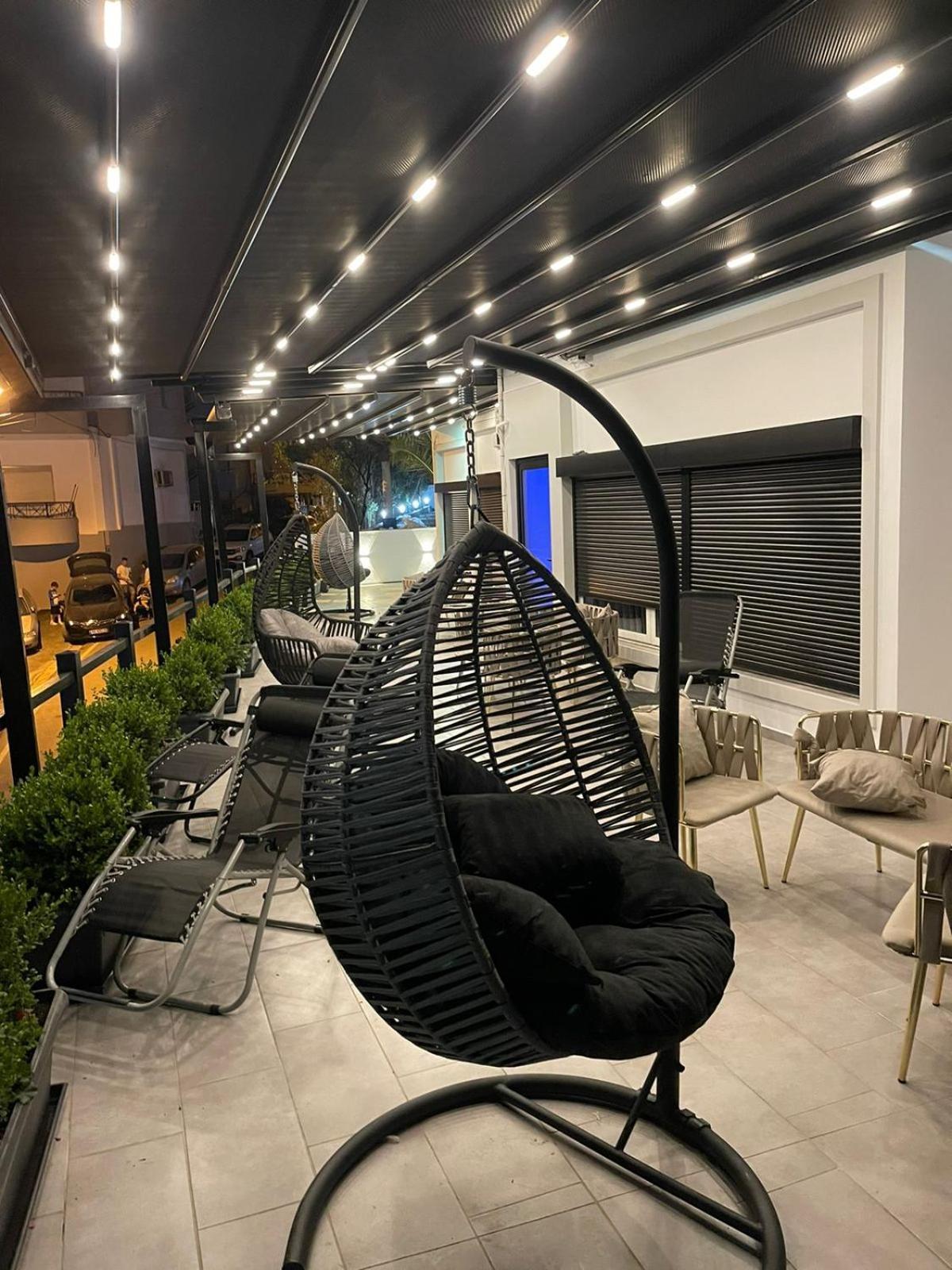 Aries Apartments Sarandë Esterno foto